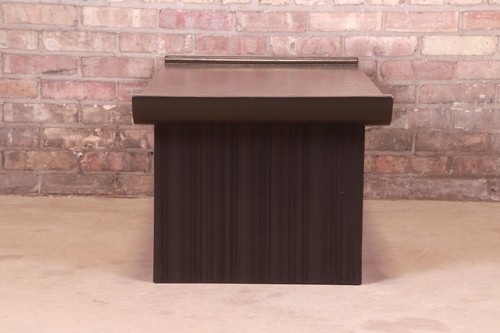 Paul Frankl for Brown Saltman Hollywood Regency Black Lacquered Coffee Table - Picture 8 of 11