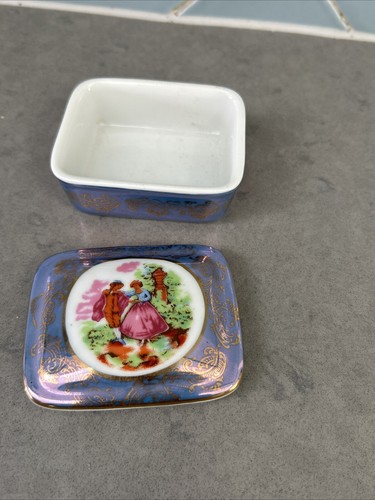 Vintage Trinket Box Porcelain Courting Couple Japan Kondo China 68/655 - Picture 8 of 11