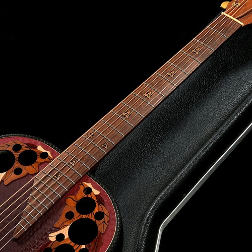 Guitarra acústica usada OVATION / Super Adamas 1687-2 #8949-87 hecha en 1994 - Imagen 3 de 11