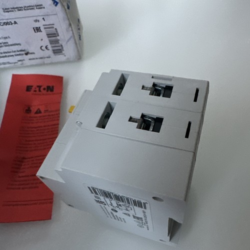 Eaton Moeller Series Arc Fault Detection Device AFDD-20/2/C/003 187234 32A C30mA - Picture 7 of 9
