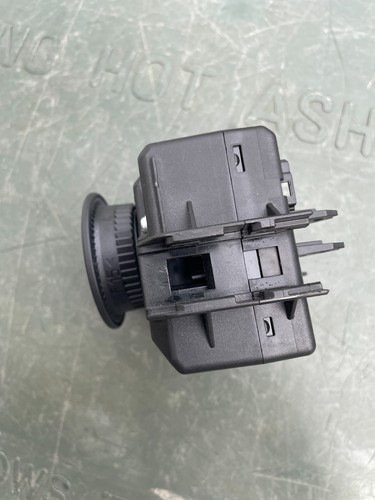 2008-2011 MERCEDES W204 X204 W207 IGNITION SWITCH EZS EIS 2075450108 - Picture 3 of 5