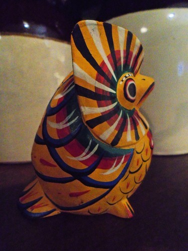 Owl Figurine large eyes radiating feather patterns in bright Colors 4" Mexicp - Picture 8 of 15