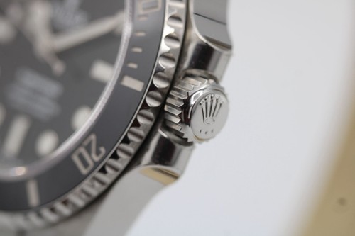 Rolex Submariner Non Date 124060 Full Set 2020 Unpolished - Picture 5 of 13