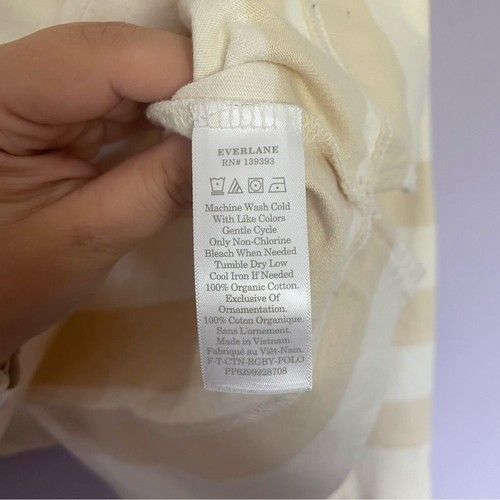 Everlane Rugby Shirt Gr. Medium in Beige & Creme Langarm Kragen Damen - Bild 6 von 6