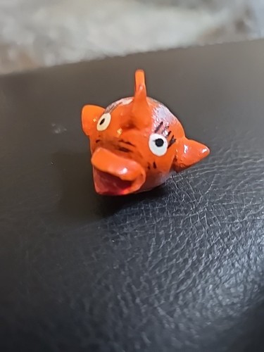 Arte popular de madera naranja acolchado pez cola bobble mexicano - Imagen 4 de 6