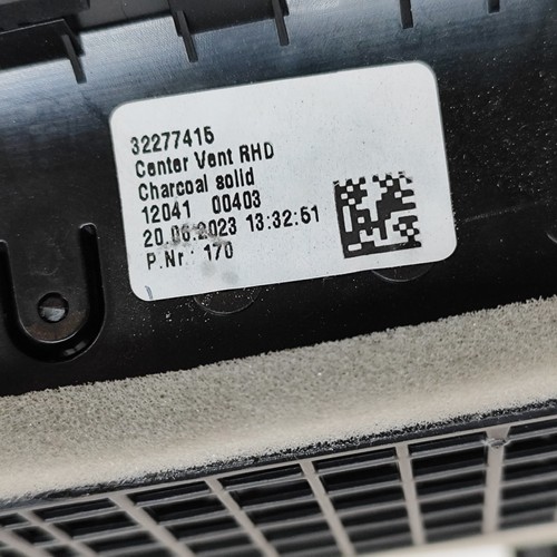 POLESTAR 2 534 EV Dashboard Speaker Cover 32277415 Electricity 2024 30905787 - Photo 7/7