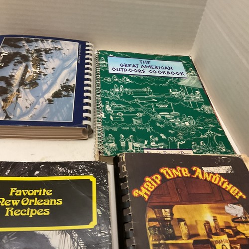 8 Vintage Location And Church Cookbooks Cook Book Recipes Lot Spiral Bound Comb - Imagen 9 de 9