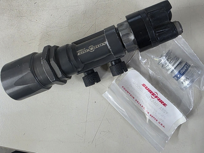 【実物•純正LED】 Surefire M951 Kit02 Tac Light SureFire M951 Mounted Rifle Light Green with Lamp Assembly | eBay