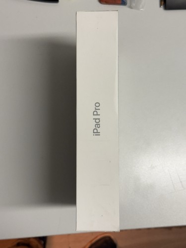 Apple iPad Pro Silver Box Only 2018 64Gb 11 Inch - Imagen 5 de 6