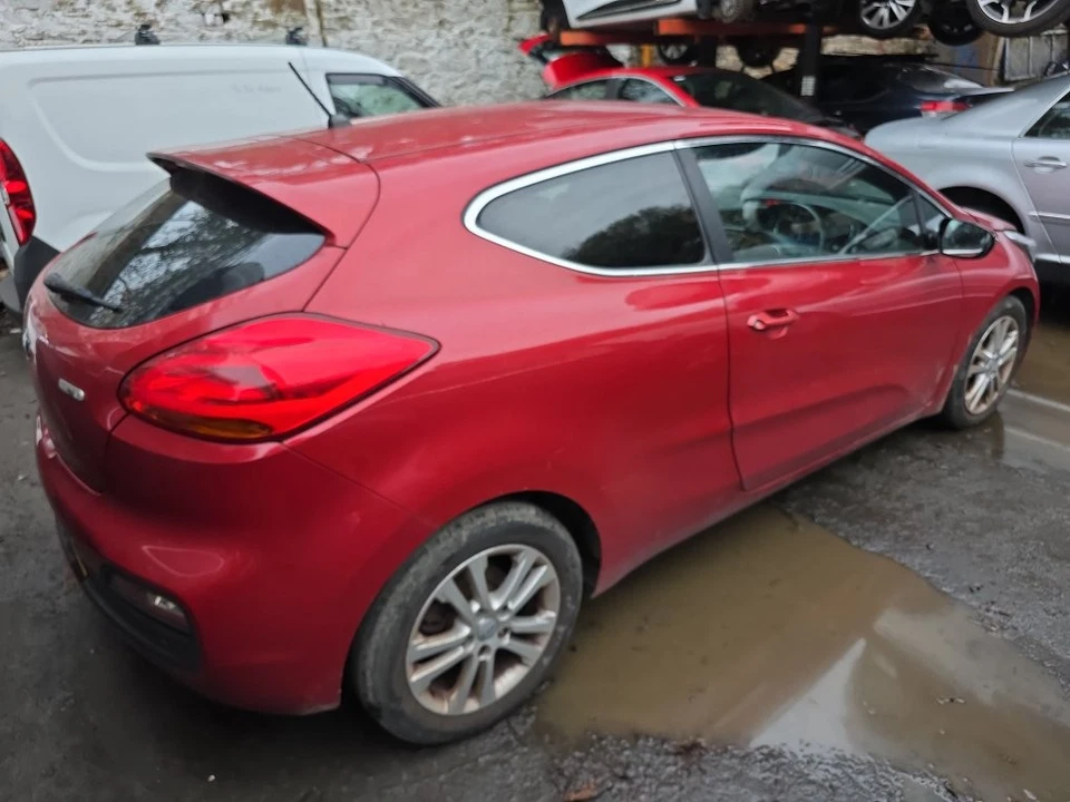 Kia Pro Ceed Mk2 2013-2018 Ignition Barrel With Key - Image 3 of 4