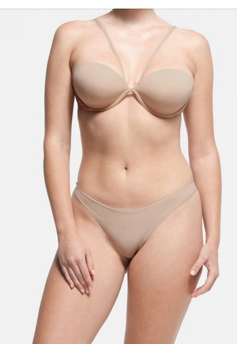 Skims Multi Way BH Bügel Größe 40D Farbe Ton Neu mit Etikett
