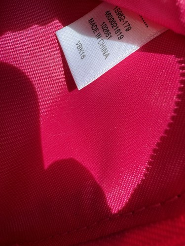 Vera Bradley Todo en Uno Bandolera Cartera y Bolsa de Identificación en Patrón de Remolinos Rosa - Imagen 7 de 12