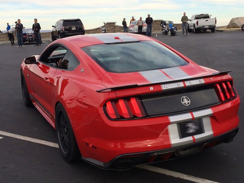 Alerón trasero de montaje empotrado negro mate para Ford Mustang GT 2015-2019 - Imagen 3 de 9