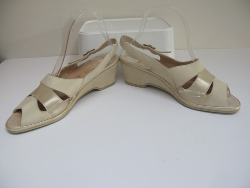 Size 7F ROHDE Beige Sandals- Wedge Heels- Slingbacks - Picture 4 of 8