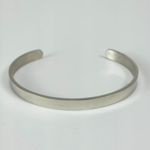 Inspirational "Keep F**king Going" Silver Tone Bracelet - Picture 3 of 4