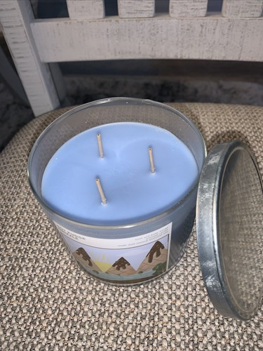 Bath Body Works Candle HOT FUDGE DRIZZLE Scented 3-wick - Picture 2 of 5