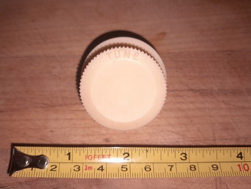 Vintage Bakelite Tuning Knob Dial - Cream - Picture 2 of 4