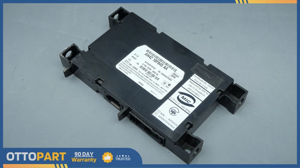 Módulo de controle de comunicação Bluetooth 2010-2013 LAND ROVER RANGE ROVER HSE - Imagem 3 de 4