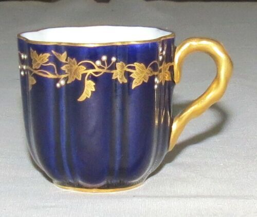 2 Antique Coalport Flower Pot Coffee Tea Cups 6071 England 2 Antique Coalport Flower Pot Coffee Tea Cups 6071 England