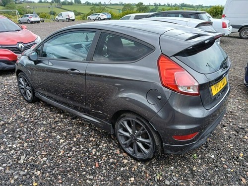 2017 FORD FIESTA ST LINE SPARES OR REPAIRS - Picture 7 of 17