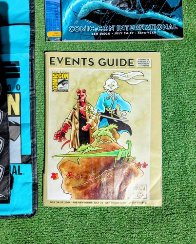 2014 Comic Con SDCC Adam West Bag + Jim Lee Batman + set libro Usagi/Hellboy Sakai - Foto 6 di 7