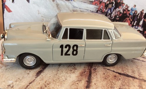 1/43. Vitesse. MercEdes 220 SE winner Monte Carlo ,rally, 1960,mint ++ - Picture 4 of 9