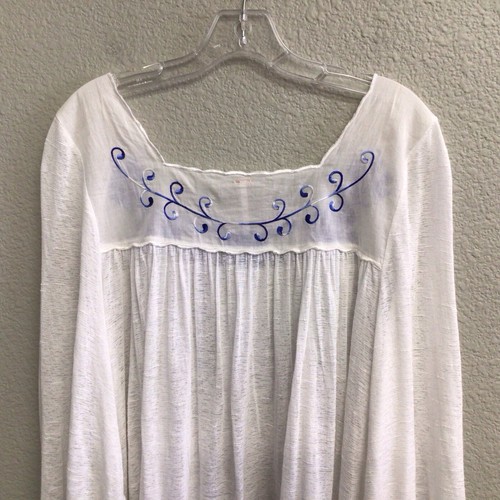 Free People White Embroidered Boho Peasant Blouse Size Small Bed Of Roses - Picture 6 of 10