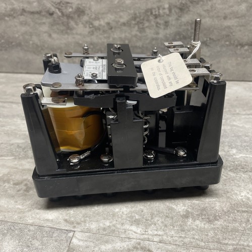Relé auxiliar Westinghouse estilo 289B359A22, tipo MG-6, 115VAC, nuevo stock antiguo - Imagen 8 de 13