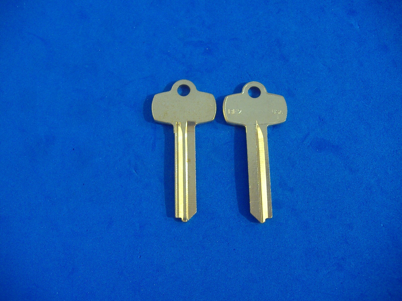 LOT OF 25 LOCKSMITH BE2 KEY BLANKS FITS BEST A KEYWAY  BRASS MADE IN USA