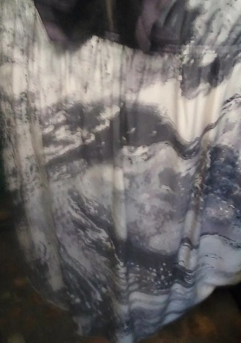 Meghan L.A women's Pure Silk Silver patterned Short Sleeve Dress sz10. - Picture 5 of 5