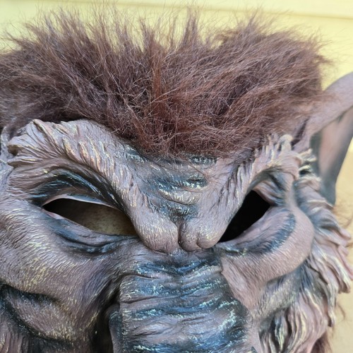 Vintage Werewolf Latex Mask Wolfman Monster Halloween Costume Brown Fur - Picture 5 of 15