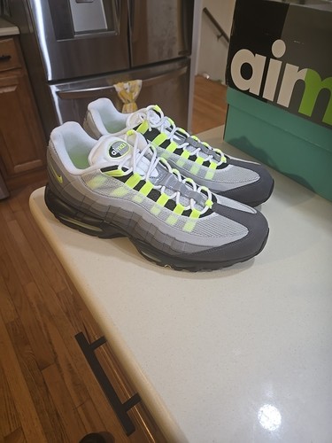 Taglia 13 Nike Air Max 95 OG 2015 Neon ๐ฉถ๐ค๐15 NUOVE R U FIN KDIN ME?!๐๐ค๐ฉถ - Foto 16 di 21
