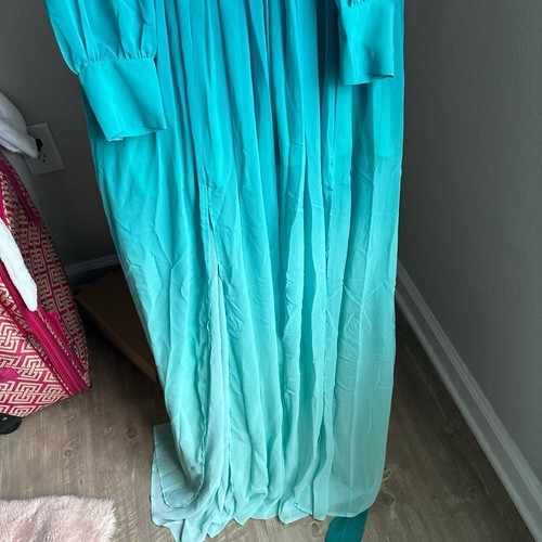 Fashion Nova Women's Blue Dress - Picture 2 of 3