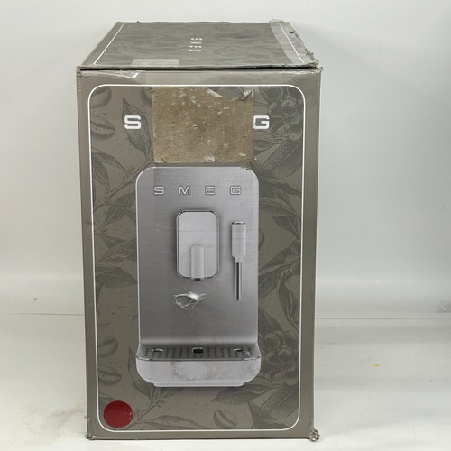 Smeg Coffee Machine – Espresso & Cappuccino Maker (Red) - Picture 7 of 10