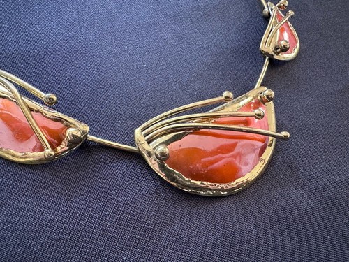 Collana unica fatta a mano ottone rame arancione smalto artigianale pannello dichiarazione - Foto 4 di 11