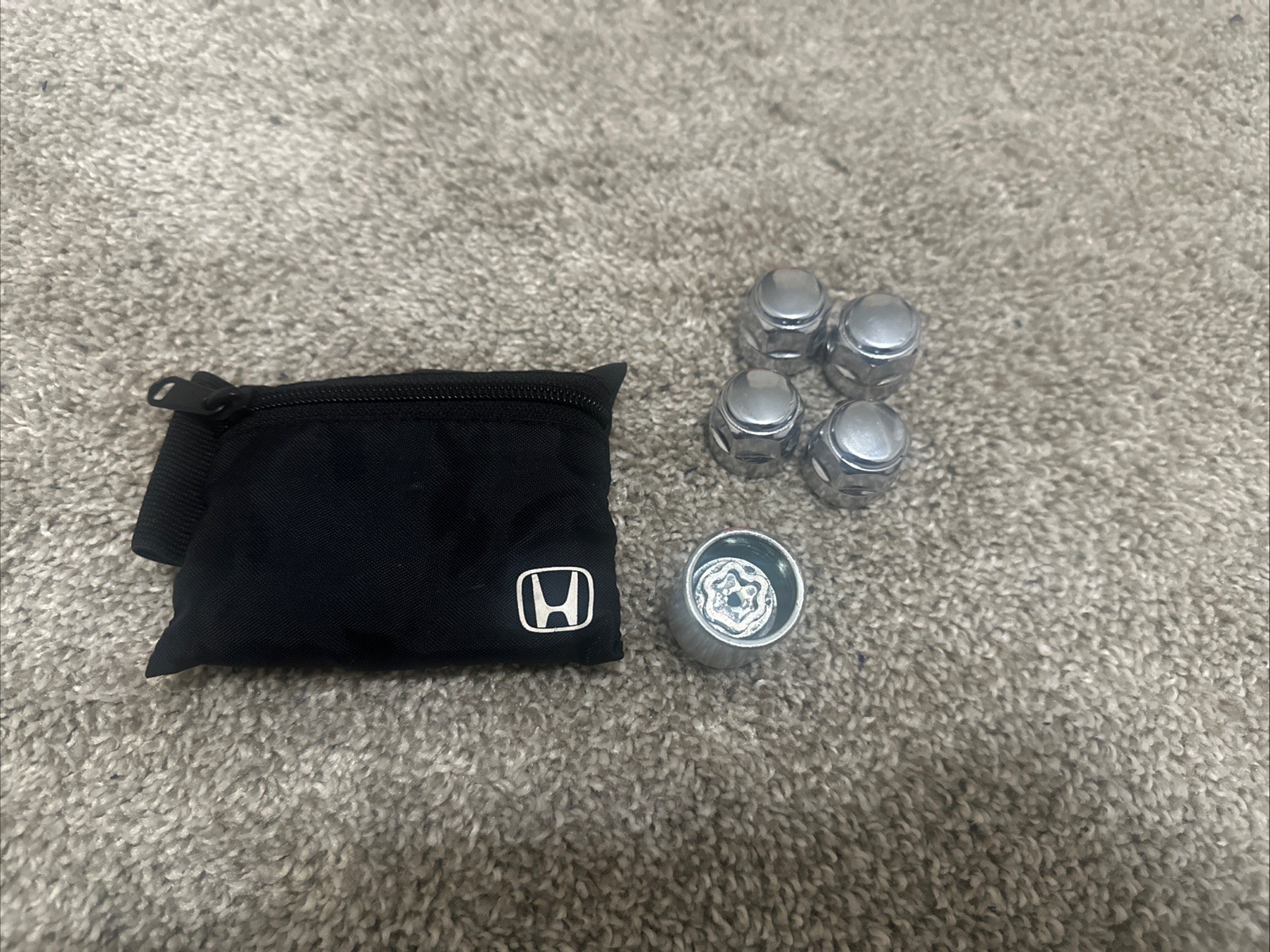 Picture 1 of 5