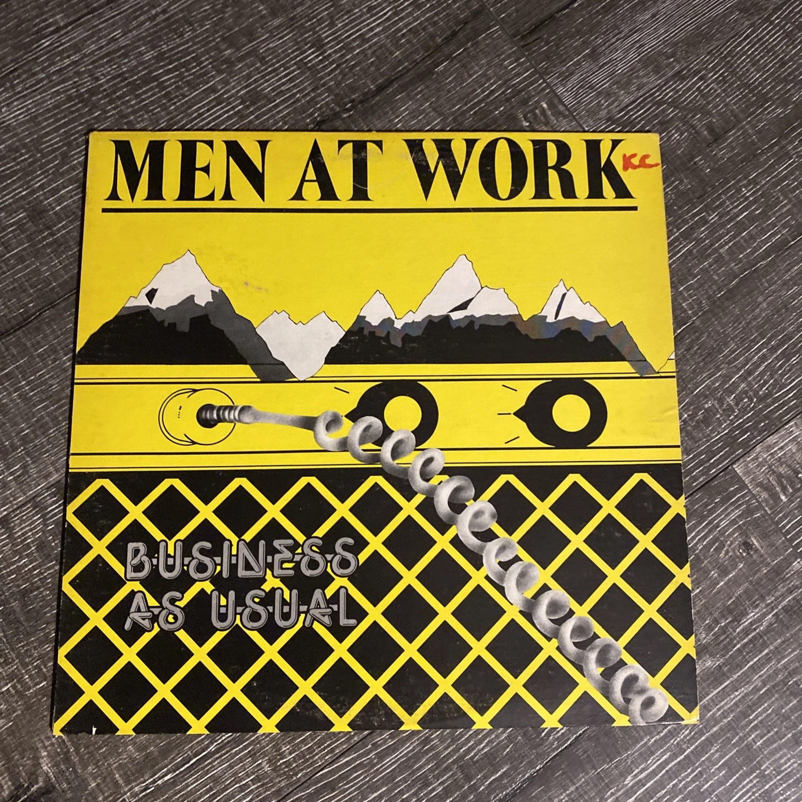Men At Work - Business As Usual LP Vinyl 1982 FC 37978. Columbia Records