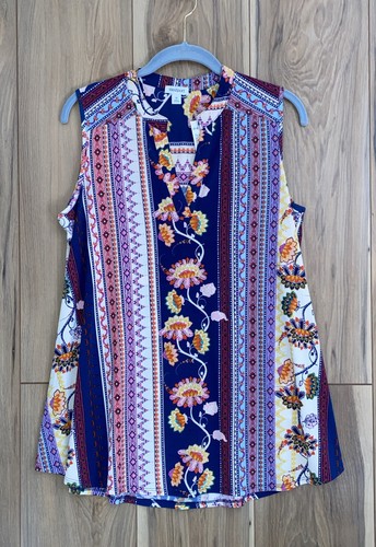 Westport Women's Sleeveless Tunic Top Medium Multi Floral BOHO Stretch Slit Neck - Picture 2 of 8