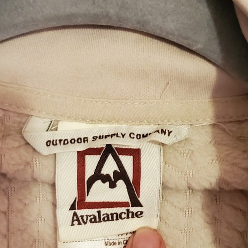 Avalanche Cream Fuzzy Soft Midweight Textured Fleece Jacket, Women's Medium - Picture 8 of 8