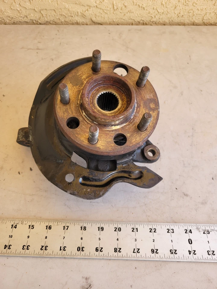 Оригинальный поворотный кулак правого шпинделя для переднего пассажира Cadillac Allante Buick Reatta - Изображение 2 из 4