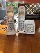 Panasonic KX-TGD864S 2 Handset Answering Machine System w/ KX-TGD860 Base