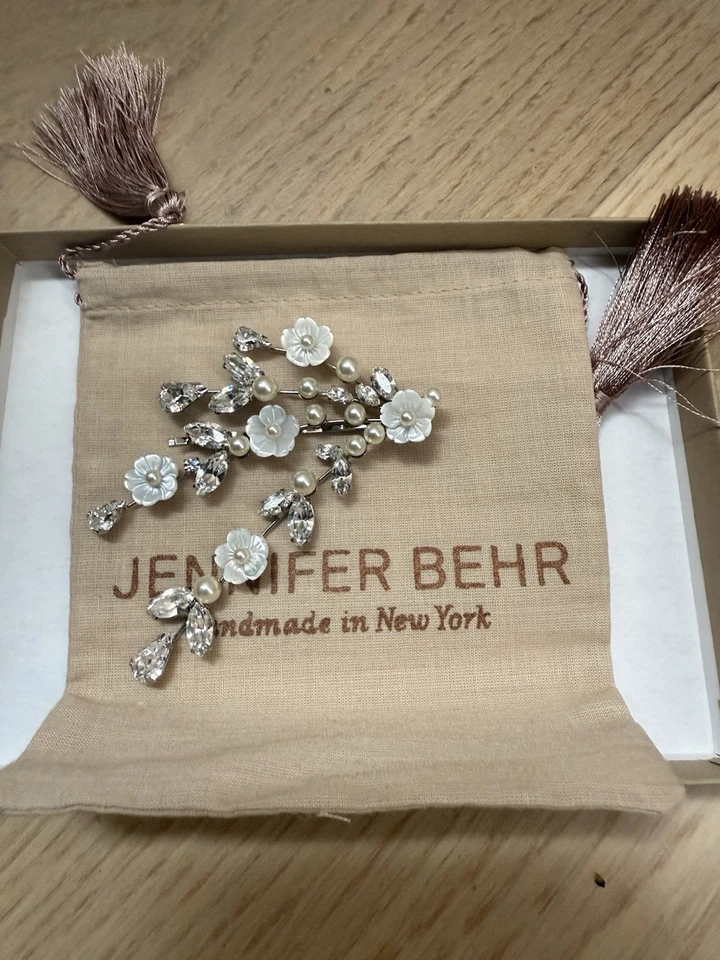 Jennifer Behr Darla pin, Wedding Accessory - Image 4 of 4