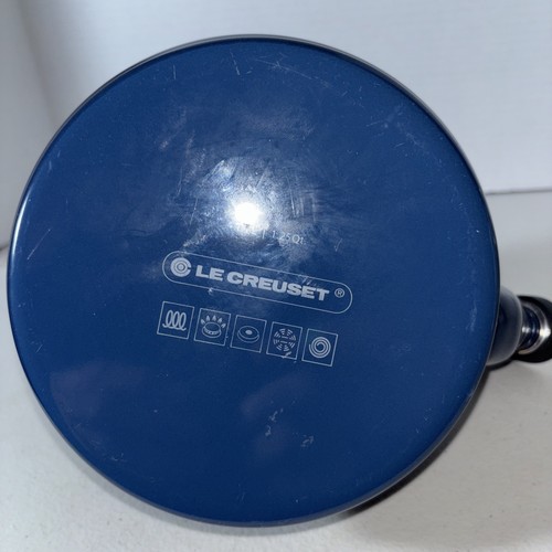 Bollitore per tè Le Creuset Demi Marsiglia smalto blu 1,25 QT/1,1 L ECU - Foto 8 di 10