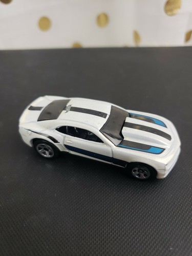 Hot Wheels 5 Car Lot - Picture 5 of 12