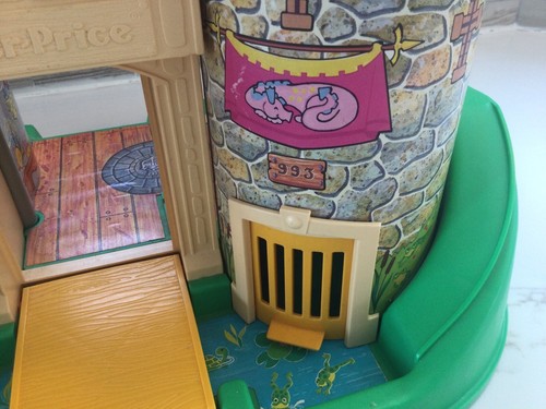 Fisher Price Little People Classic Collectors’ Edition COMPLETE - Picture 8 of 13