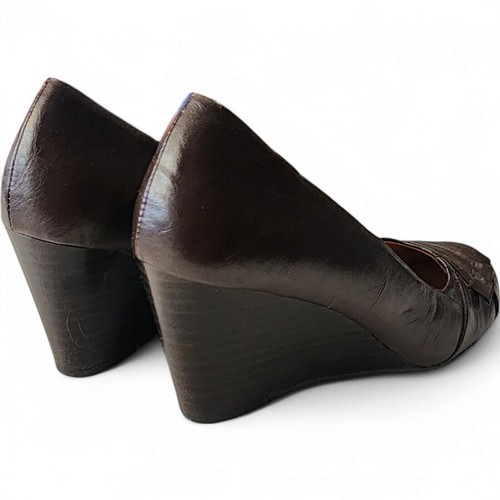 CL by Laundry In Luck Wedge Heel Pumps Dressy Comfort Brown Leather Size 8 US - Picture 6 of 10