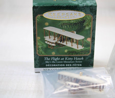 2001 Hallmark Miniature Ornament Flight At Kitty Hawk #1 Series Sky's The Limit