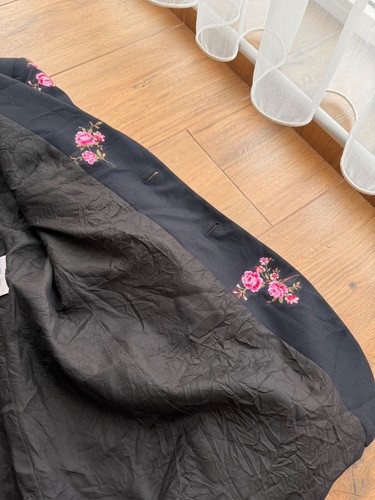 RED Valentino Wool-Blend Floral-Embroidered black/pink blazer - Picture 12 of 14