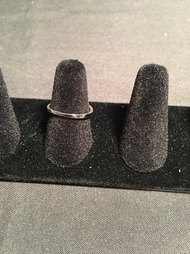 Neu Zirkonia schwarz Mode Ring Größe 7 - Bild 3 von 6