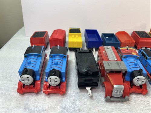 Thomas the Train Trackmaster Engines & Cars Lot of 42 TESTED - Picture 9 of 12